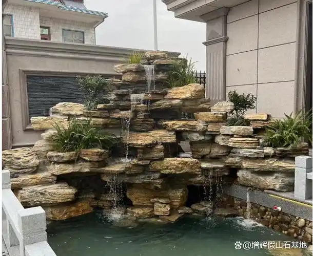 家庭院子做造景,假山流水少不了,实景图实拍