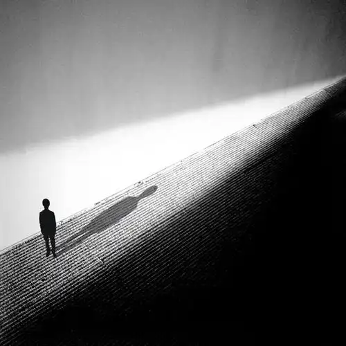 摄人心魄的唯美意境黑白图片