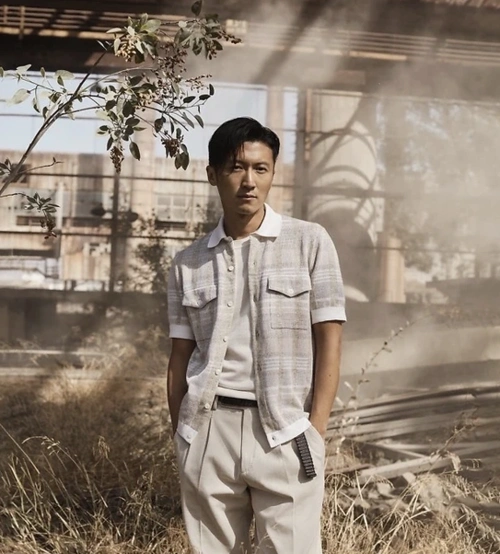 谢霆锋菜园遭冰雹袭击 现场一片狼藉损失"惨烈"