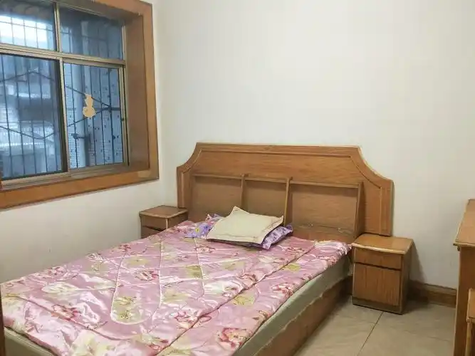 老城区 光荣村两房40万二手房卧室图