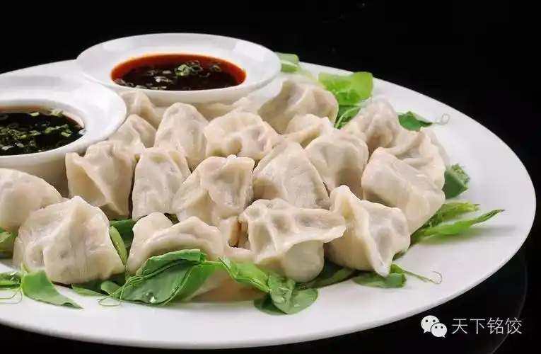 头伏饺子,二伏面,全城首家牛,羊,猪肉,大虾,素馅大全手工水饺.