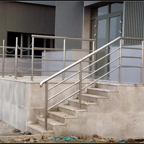 304不锈钢栏杆 扶手楼梯定制 加工安装楼梯立柱护栏来图来样 焊接