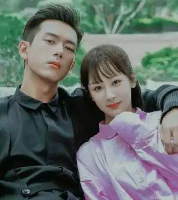 在娱乐圈中,李现和杨紫这两位年轻而富有潜力的演员一直备受关注.