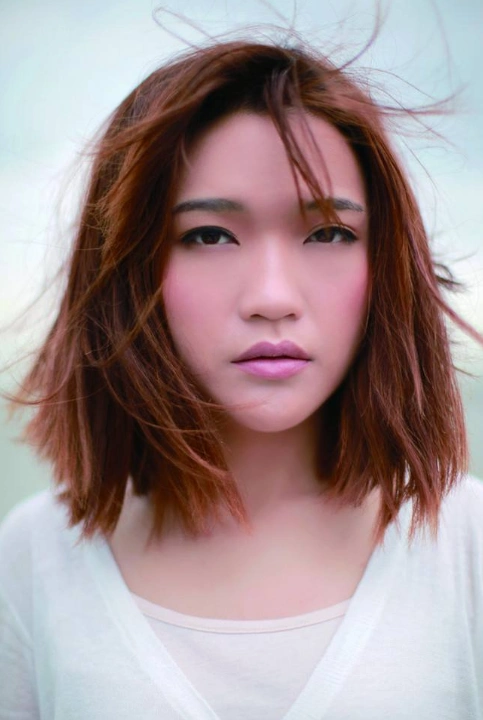 唱了不少网络爆款神曲的庄心妍竟然是90后,一直歌红人不红