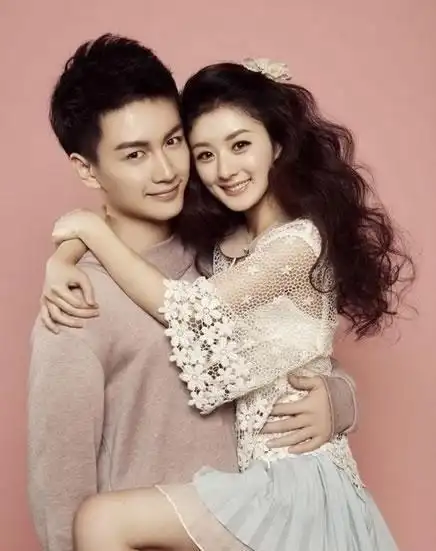 扒陈晓赵丽颖分手秘辛 昔日亲密合照曝光_明星_美桌网