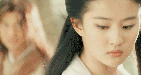 刘亦菲李若彤两家粉丝开撕同样是小龙女凭什么她最美