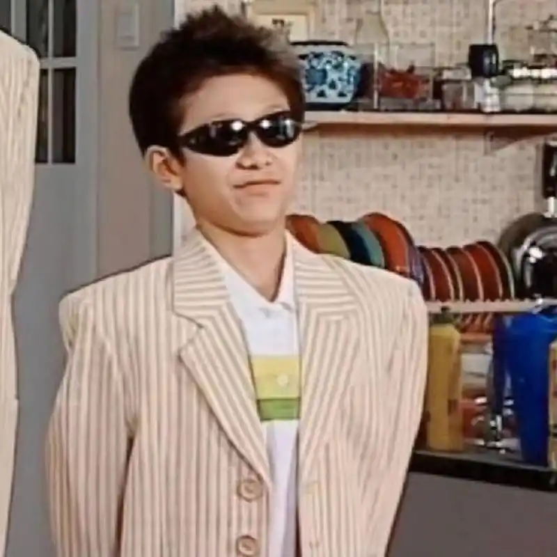 臭屁小孩刘星头像 "你好我是夏雪,你好我是夏雨,你好我是夏冰雹" !