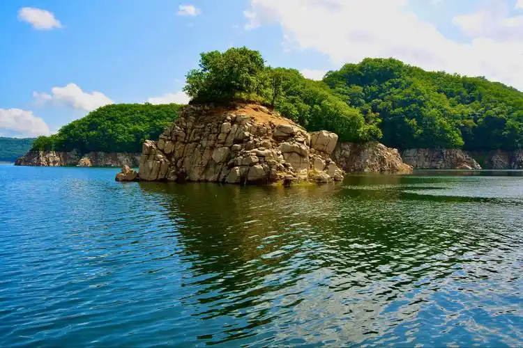 (抚松县白龙湾风景名胜区.摄影:老黄.2020,8,22.