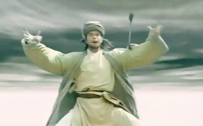 《天龙八部》中金庸为让乔峰保持百分百胜率,让他避开这八大高手!