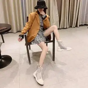 夏天穿的靴子夏季