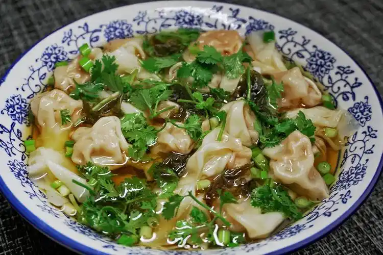 千里香馄饨秘制配方,方法诀窍告诉你,汤鲜味美,学会可以开店了