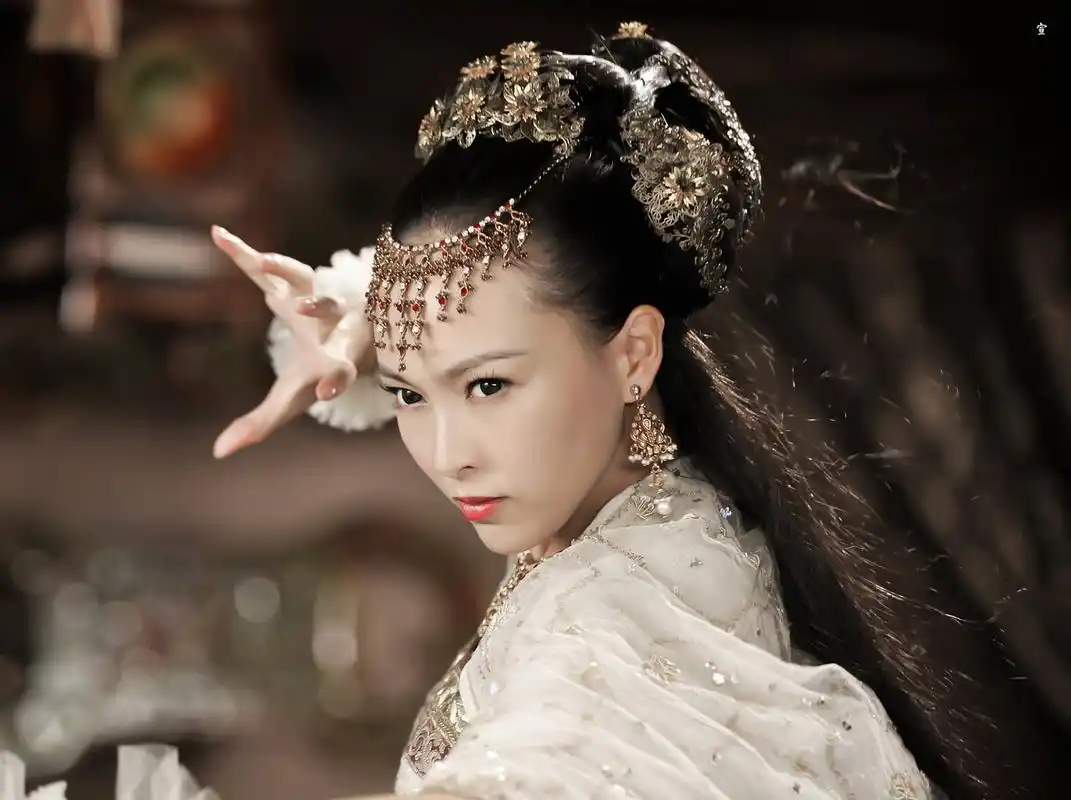 来看看唐嫣之前的唐嫣古装造型,美美哒