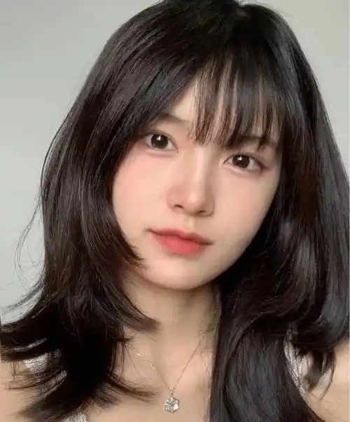 齐刘海_公主_下巴