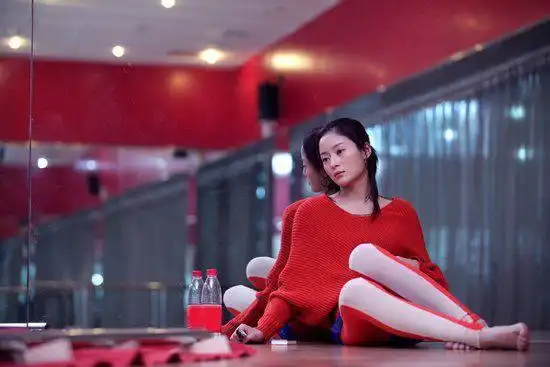 《女人的颜色》二轮播 王媛可演带刺玫瑰