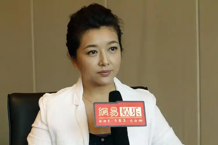 p>江珊,1967年12月22日出生于江苏省镇江市,中国内地女演员,歌手