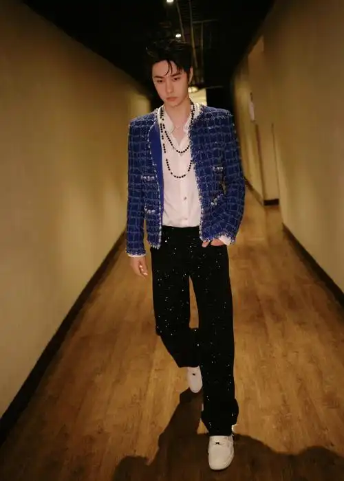 王一博香奈儿看秀造型##香奈儿大秀