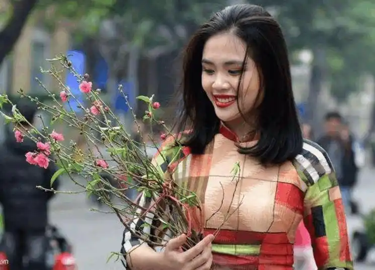 实拍越南姑娘: 爱笑的越南姑娘有多漂亮?