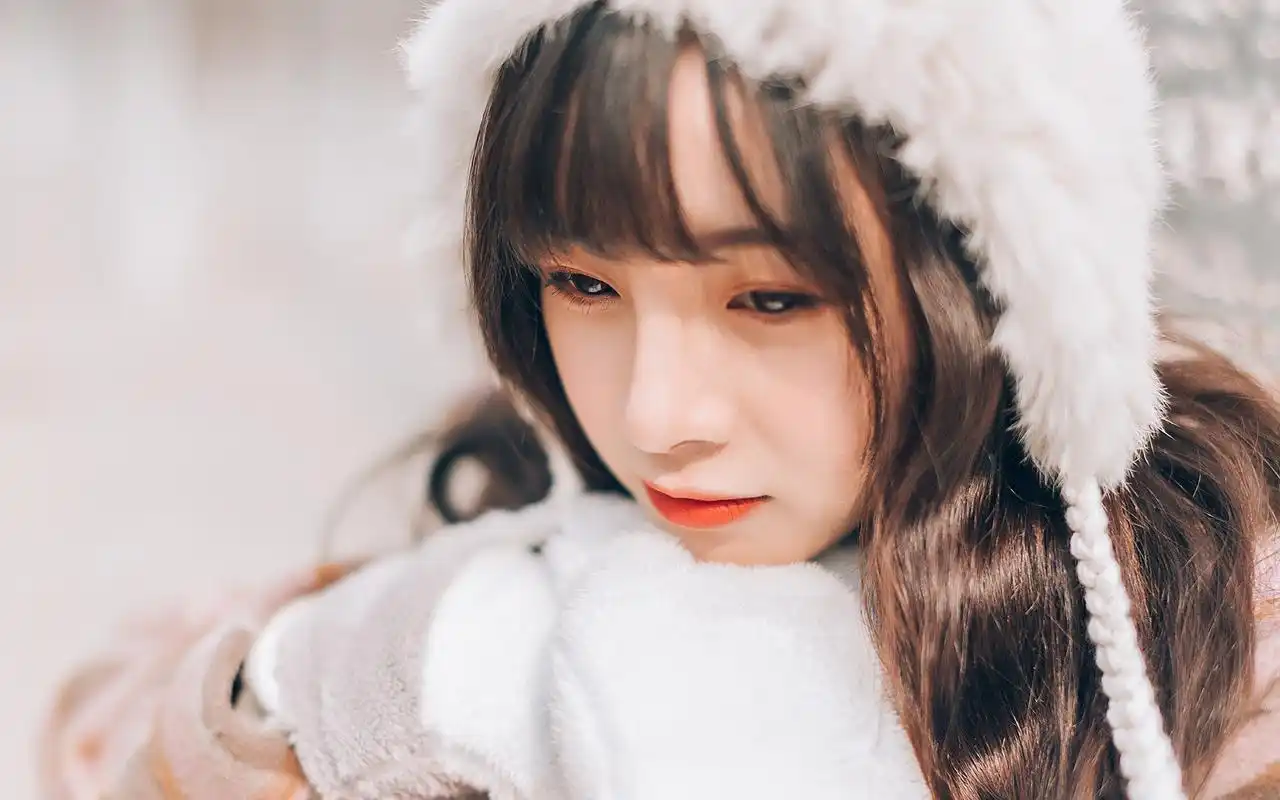 小清新美女冬日唯美写真高清壁纸