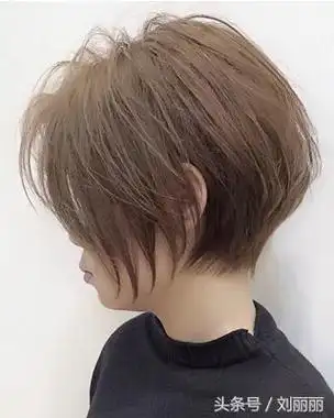 女生发型图片短发1