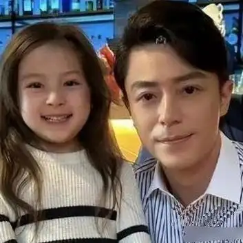 林心如的女儿长的真漂亮, 遗传了爸爸妈妈的好基因