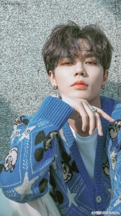 求林彦俊这张高清原图