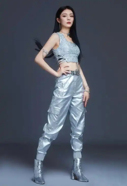 火箭少女101傅菁