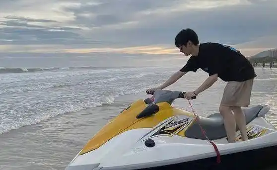 张真源晒自拍照,妥妥的女友视角很宠粉,不愧是钓系风格_中戏_长沙