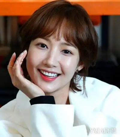 【图】尖头顶适合什么短发 推荐今年流行的发型给你