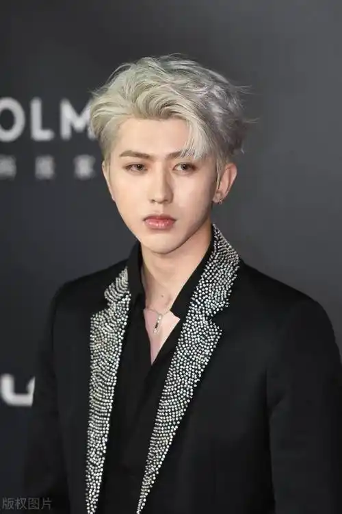 内地娱乐圈大瓜,蔡徐坤致c姓女子怀孕!_母亲_生活_电视