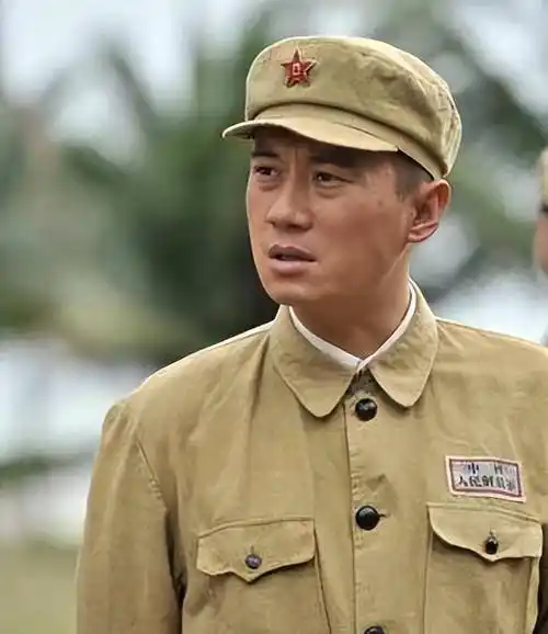 洪浩:比妻子大10岁,戏里演父女,戏外恩爱幸福惹人羡_刘晓洁_合作_电视