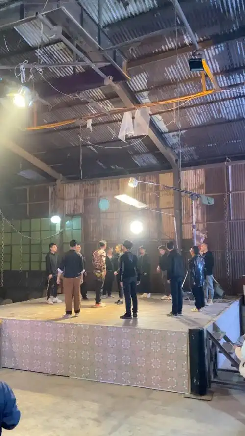 剧组拍戏现场,你们都是来搞笑的吗?