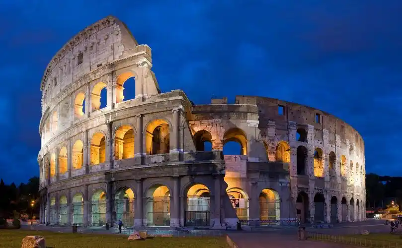 italy rome colosseum evening cities photo 2560x1582