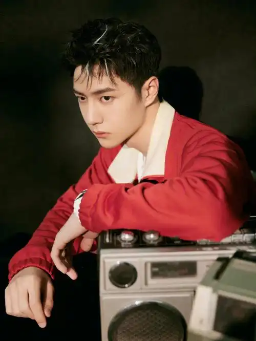 王一博红色渲染