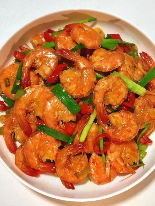 香辣虾锅(爆炒香辣虾的做法)-项目加盟网