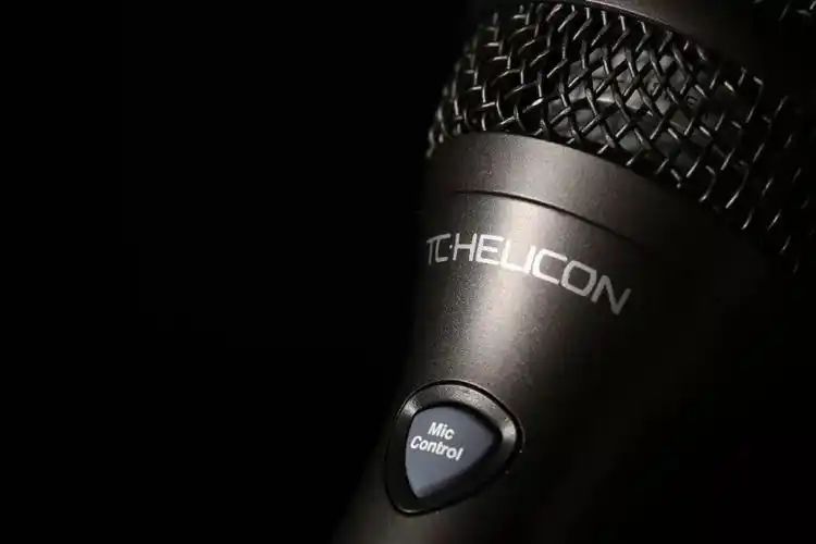 人声效果设备使用:voicelive 3voicelive touch 2voicelive playplay