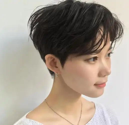 日系中性短发发型图片 超a女生短发帅到不行 - 女士短发 - 发型站