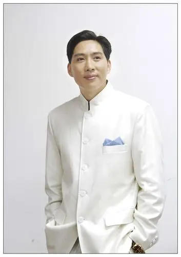 盖勇,男,1972年生,国家二级演员,山东省滨州市人.