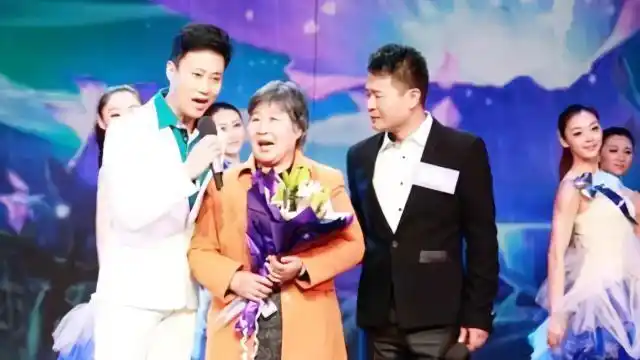 后来凭借这段时间的学习,耿为华打下了很好的基础,于是后来回到家之后