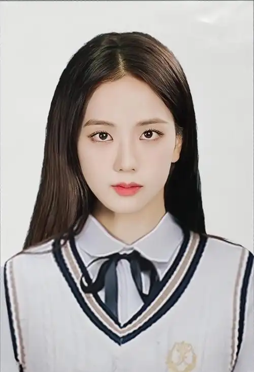 jisoo 证件照