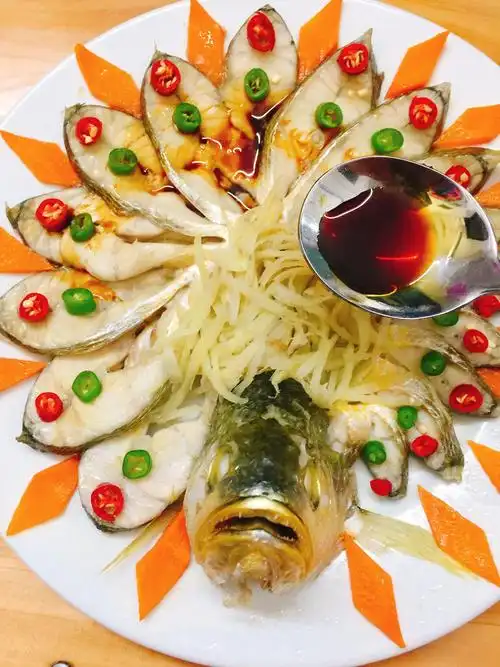 开屏鱼(开屏鱼是用什么鱼做的)