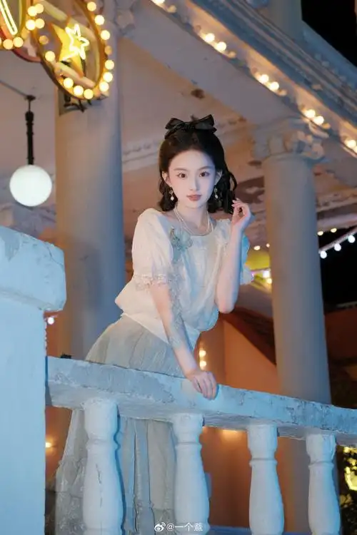 还有人重温金粉世家白秀珠吗