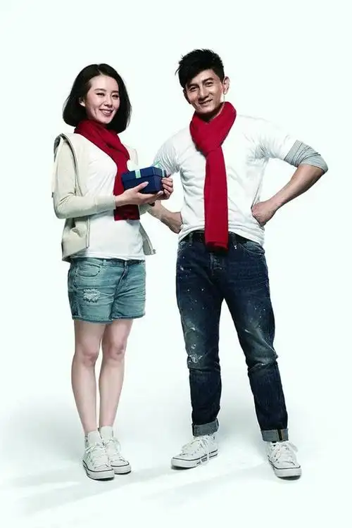 分享一组明星壁纸:吴奇隆刘诗诗写真图集,幸福的画面