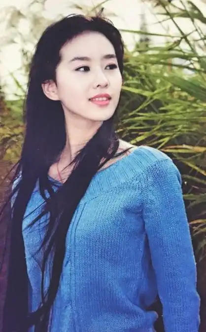 从小就是美人胚子 刘诗诗幼年集体照曝光竟和"李懂"同班