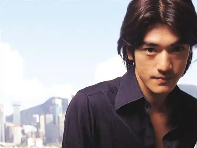 金城武为长荣拍广告「 i see you」 回顾亚洲第一帅的那些经典广告