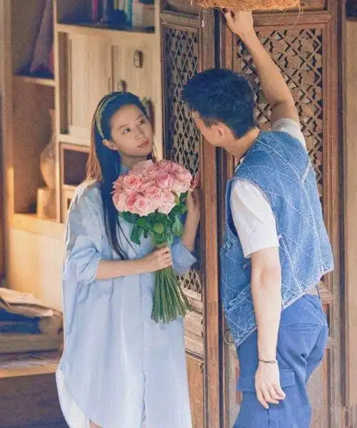 身高具有欺骗性的几位女星,看脸是小甜妹,实际上个个