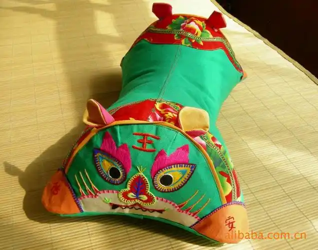 床上用品/家居用品 手工老粗布老虎立体枕头/抱枕