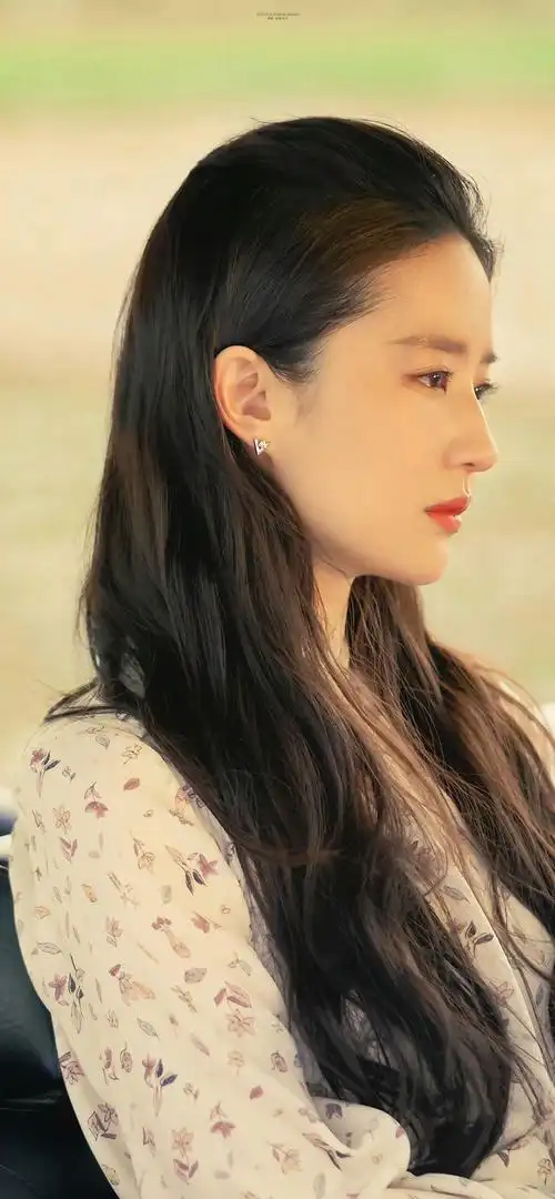 中国最美明星之刘亦菲性感相片全集 - 知乎