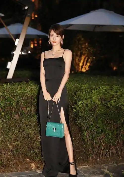 原创张嘉倪年轻身材好私下却是两个小孩的妈这谁能看得出来