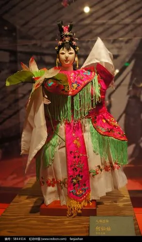 八仙过海人物之何仙姑布袋木偶