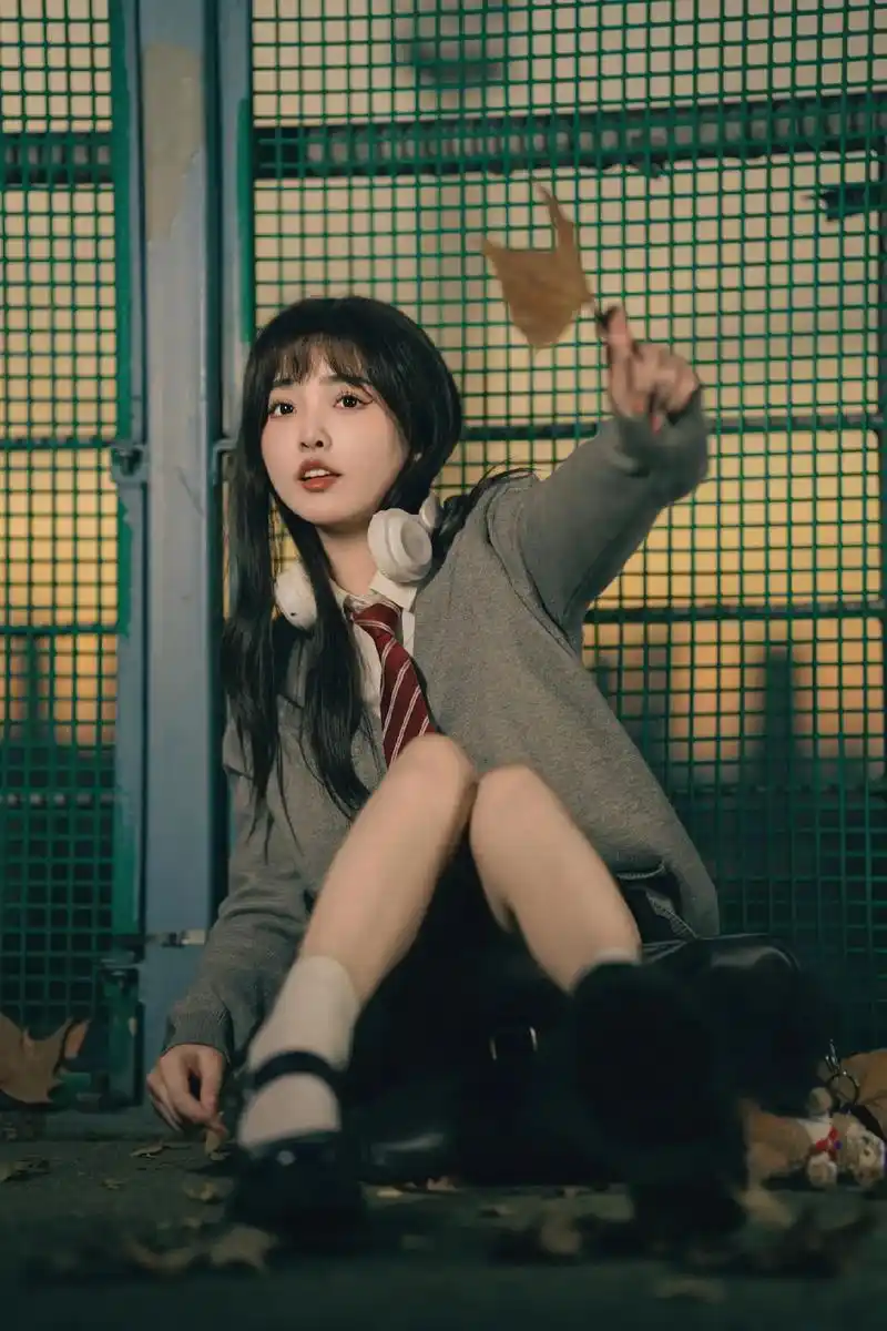 我望眼欲穿,看我看不到的你.相机:索尼a7r4  镜头:索尼 - 抖音